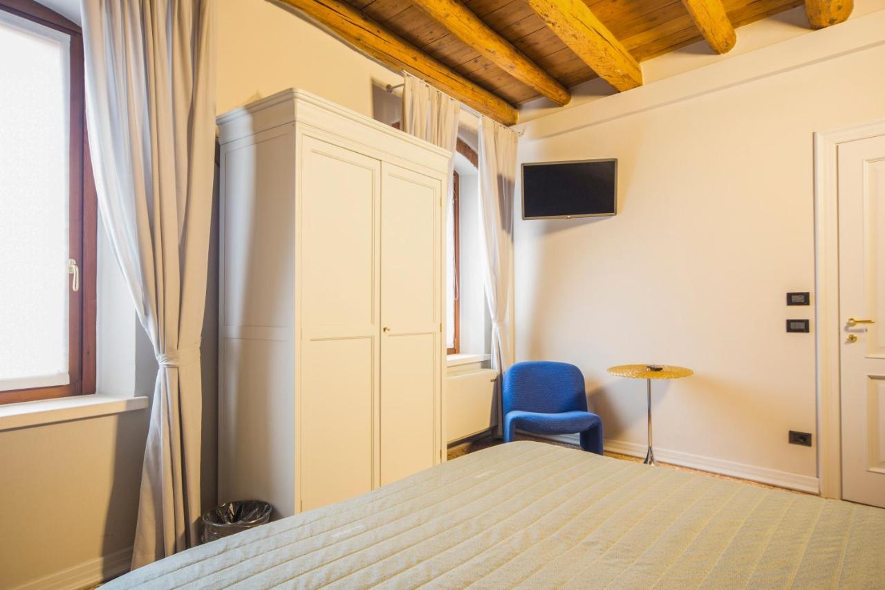 Torre Soave - Locazione Turistica Hotel Exterior photo