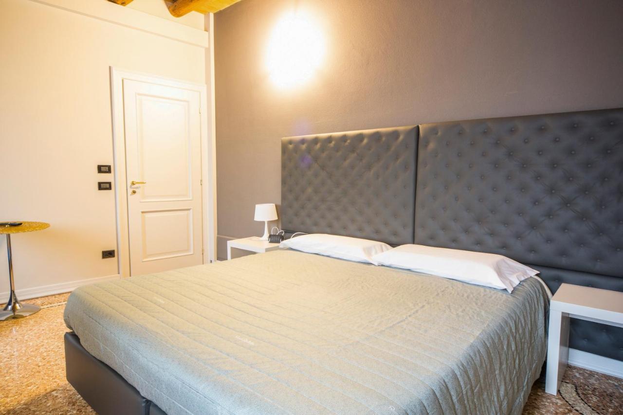 Torre Soave - Locazione Turistica Hotel Exterior photo
